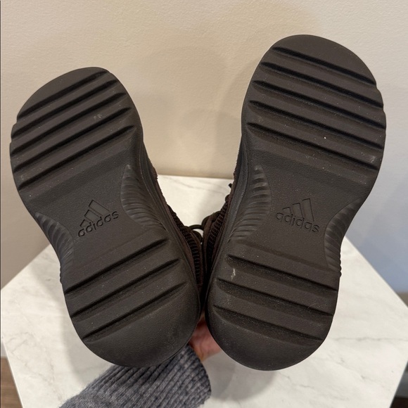 🔥Adidas Yeezy Season 7 Desert Boot ‘Cinder’🔥 - Picture 5 of 6